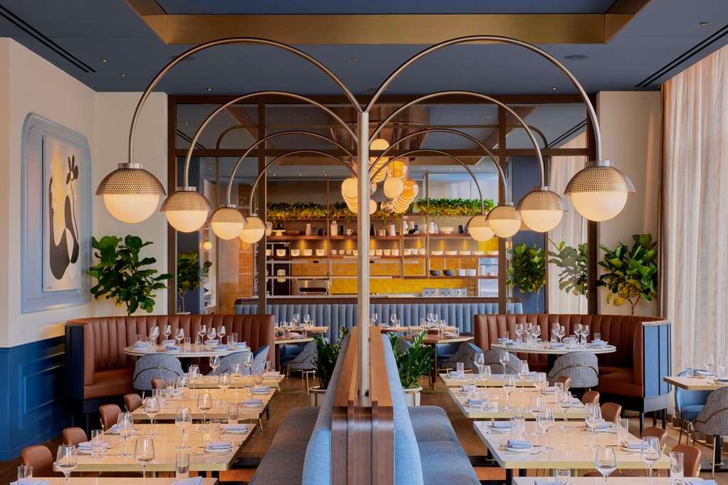 فندق The Godfrey Detroit Curio Collection By Hilton المطعم الصورة
